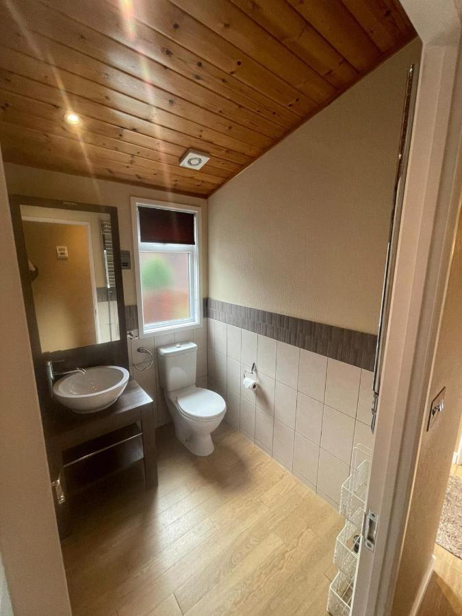 Windermere Retreat - White Cross Bay Holiday Park Ngoại thất bức ảnh